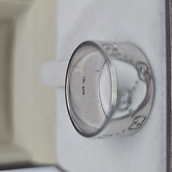 GUCCI 18K WHITE GOLD 9MM - Picture 12 of 16